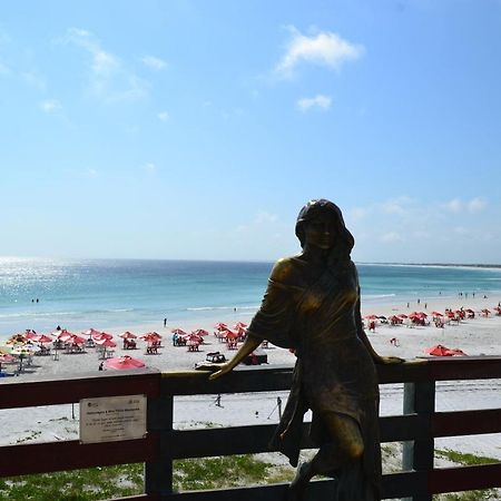 Apto Na Orla Da Praia Grande Com Piscina E Garagem Arraial do Cabo Eksteriør bilde